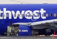 西南航空公司在致命的发动机爆炸事件中起诉了西南航空
